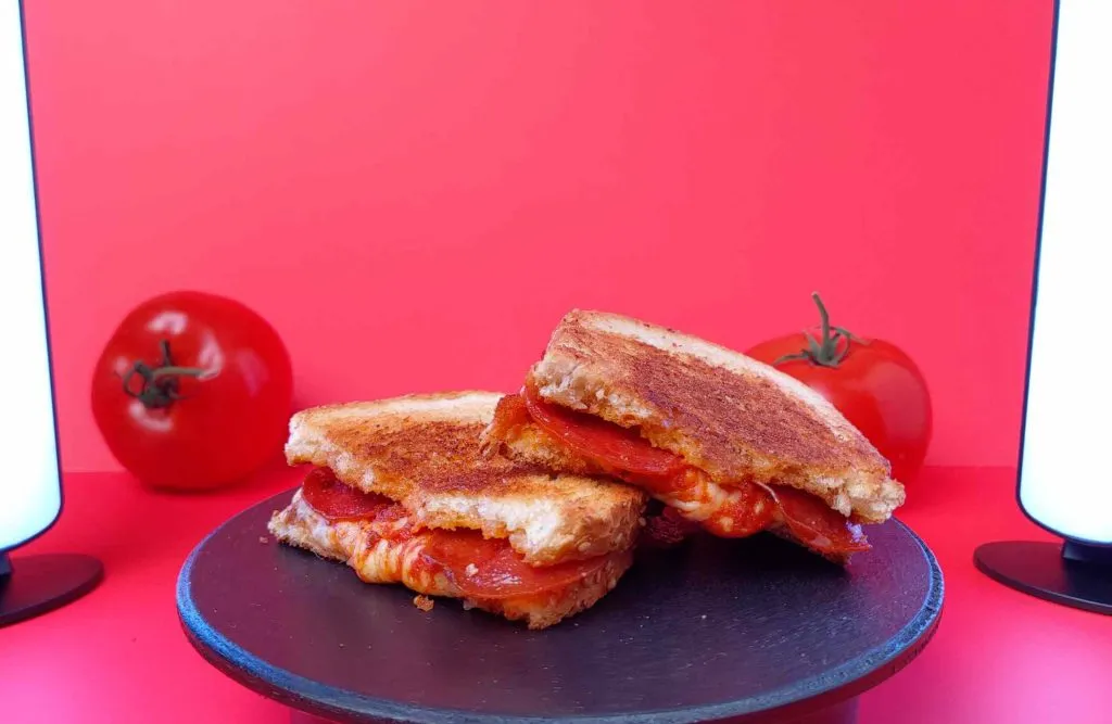 Pepperoni pizza grilled cheese