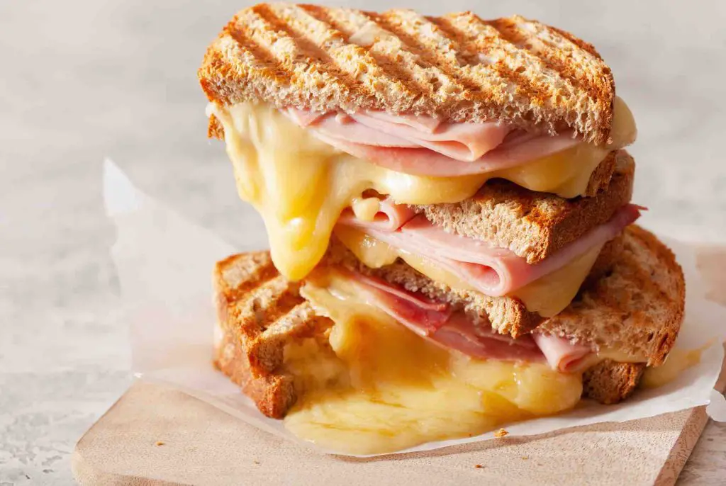 Grilled cheese and ham